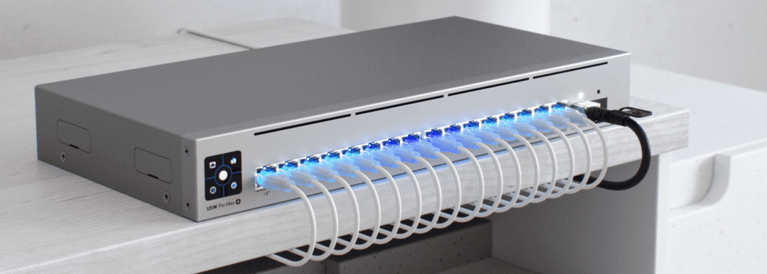 UniFi Switch Pro Max 16 PoE ile Ofis/Stüdyo Ağı Mimarisi