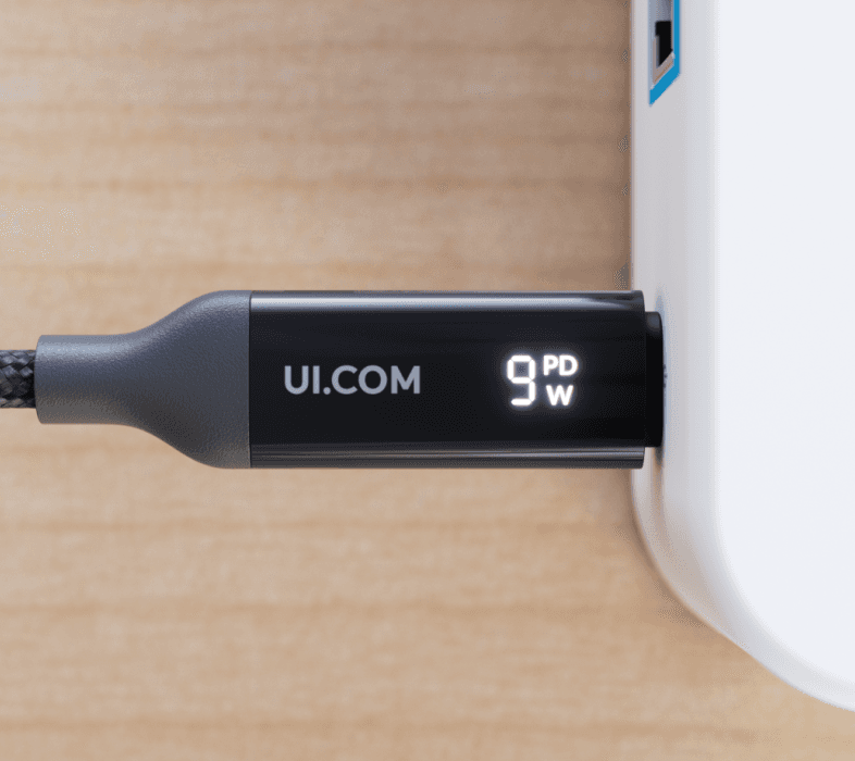 USB-C Cable with Charge Display